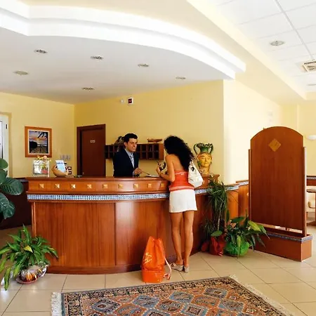 شقة فندقية Zefiro 4*